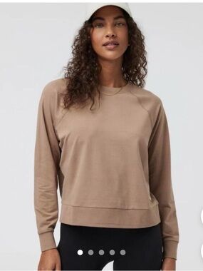 Vuori Long-Sleeve Halo Crew, size M